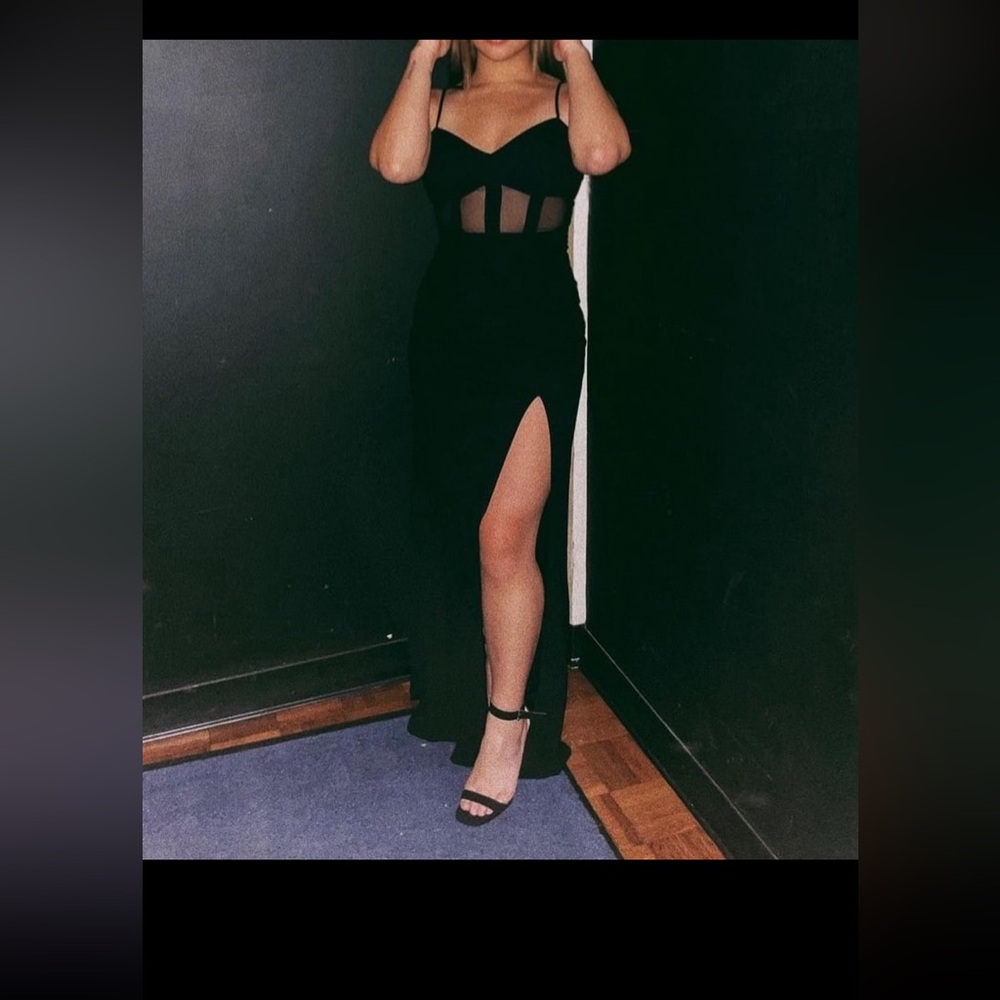 Windsor black formal dress
